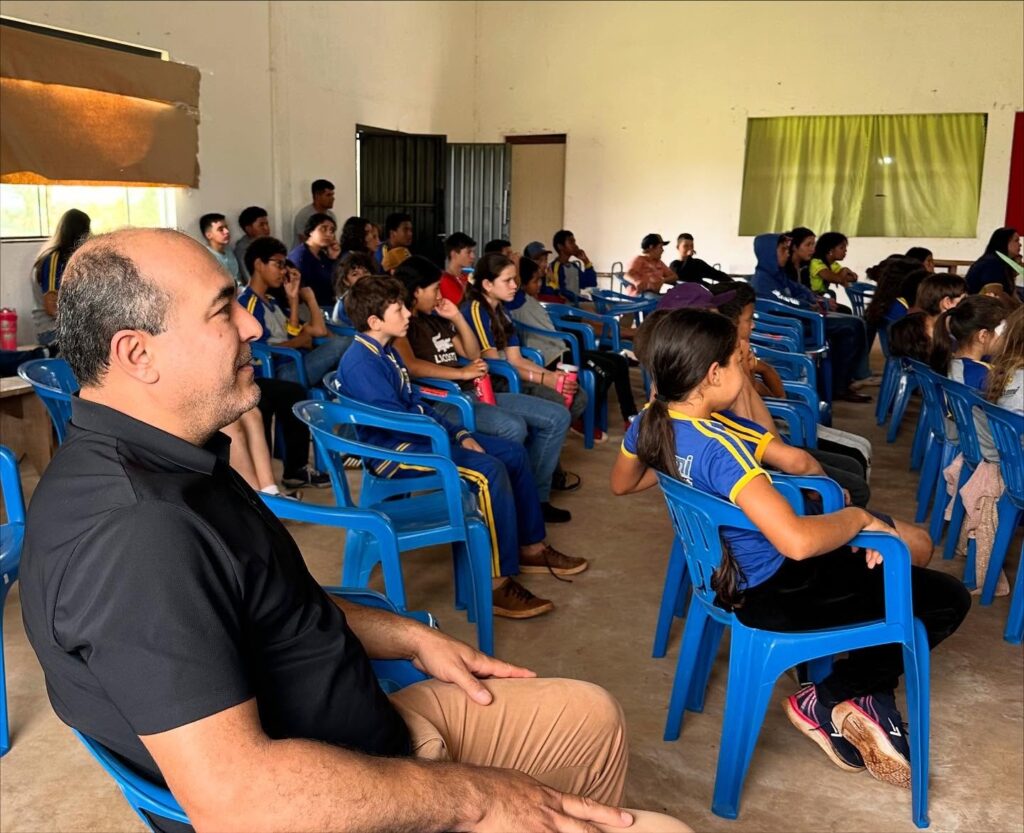 Iguatemi: Cinema Itinerante proporcionou manhã especial para estudantes e comunidade do Assentamento Rancho Loma