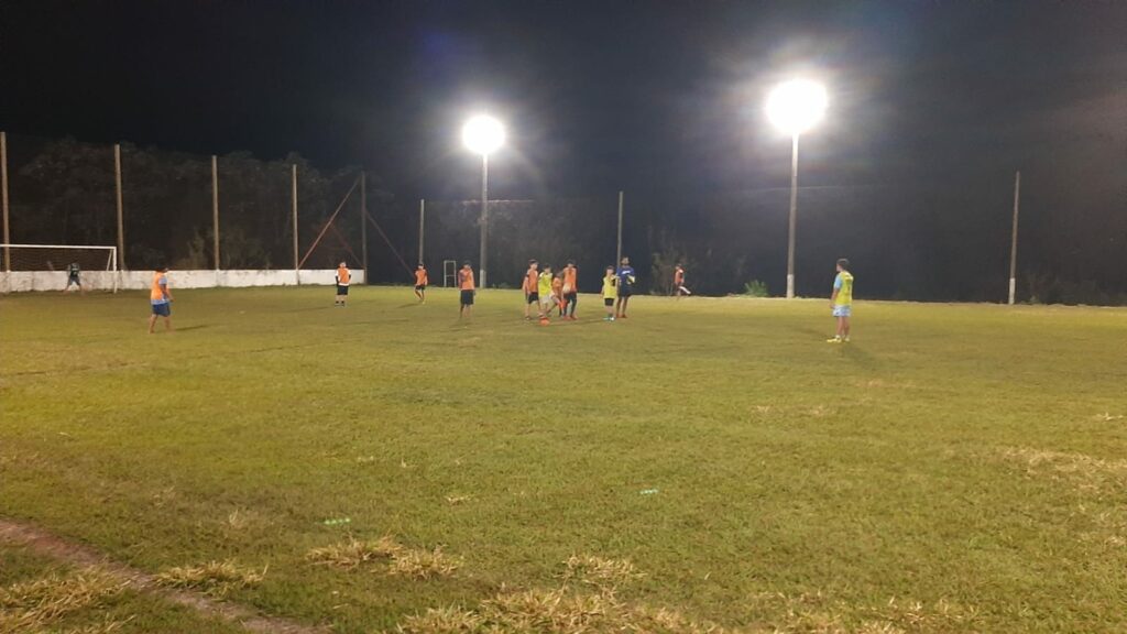 Projeto “Driblando Desafios” incentiva esporte e inclusão social em Amambai