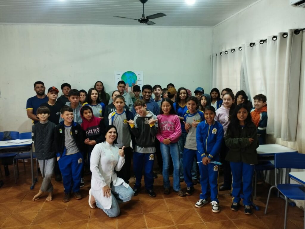 Iguatemi: Equipe da Secretaria Municipal de Saúde que atua na área rural desenvolveu o programa Saúde na Escola, no Assentamento Rancho Loma