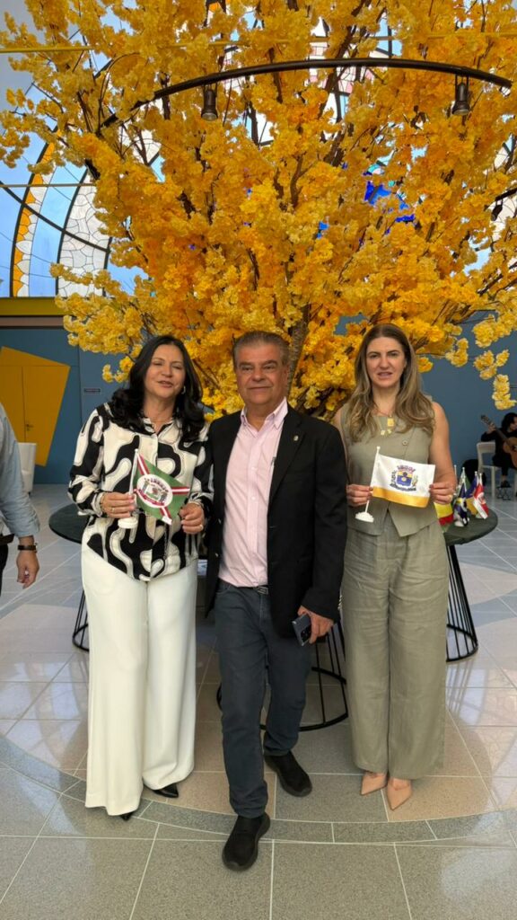 Caarapó: Prefeita Lurdes Portugal participa do 2º encontro do projeto Raízes Femininas e anuncia possível convênio com o Hospital São Julião para ampliar atendimentos especializados na saúde