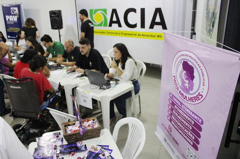 Em atenção a pedido da vereadora Suzana, Van dos Direitos e Justiça Itinerante atenderam mais de 250 pessoas nesta sexta em Amambai Em atenção a pedido da vereadora Suzana, Van dos Direitos e Justiça Itinerante atenderam mais de 250 pessoas nesta sexta em Amambai