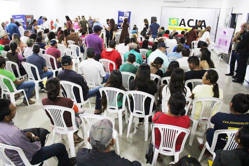 Em atenção a pedido da vereadora Suzana, Van dos Direitos e Justiça Itinerante atenderam mais de 250 pessoas nesta sexta em Amambai Em atenção a pedido da vereadora Suzana, Van dos Direitos e Justiça Itinerante atenderam mais de 250 pessoas nesta sexta em Amambai