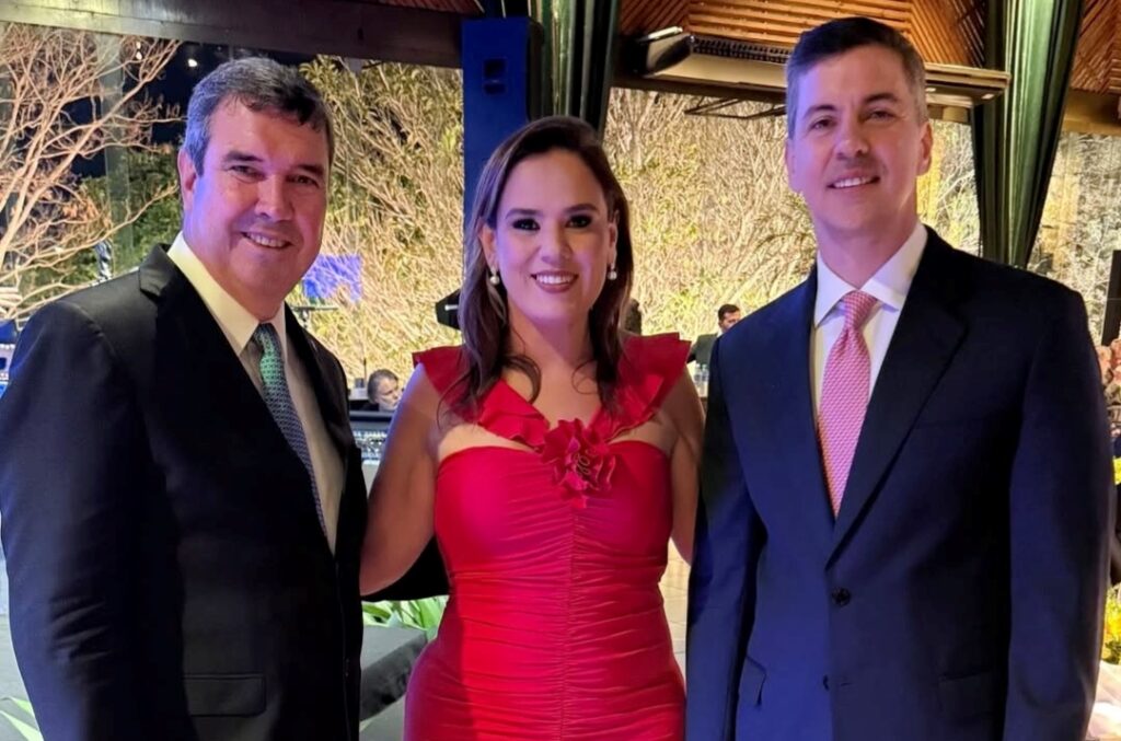 Prefeitos da faixa de fronteira no Cone Sul acompanharam agenda do governo de MS com presidente do Paraguai