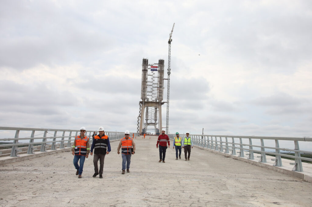 Integração continental: autoridades destacam impacto da Rota Bioceânica em visita às obras Integração continental: autoridades destacam impacto da Rota Bioceânica em visita às obras