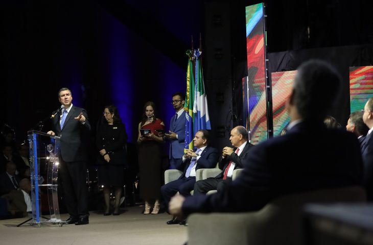 Sessao-Solene-de-outorga-de-titulo-de-cidadao-Sul-Mato-Grossense-Foto-Alvaro-Rezende-6-730x480