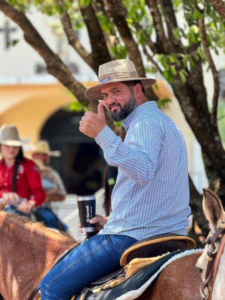 Com a participação de centenas de pessoas Cavalgada dos Amigos foi sucesso total em Paranhos Com a participação de centenas de pessoas Cavalgada dos Amigos foi sucesso total em Paranhos