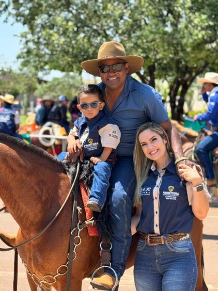 Com a participação de centenas de pessoas Cavalgada dos Amigos foi sucesso total em Paranhos Com a participação de centenas de pessoas Cavalgada dos Amigos foi sucesso total em Paranhos