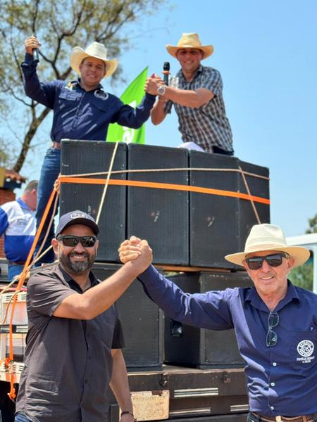 Com a participação de centenas de pessoas Cavalgada dos Amigos foi sucesso total em Paranhos Com a participação de centenas de pessoas Cavalgada dos Amigos foi sucesso total em Paranhos