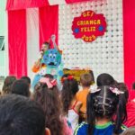 CEI Criança Feliz de Paranhos recebe apresentação da Turma da Alegria