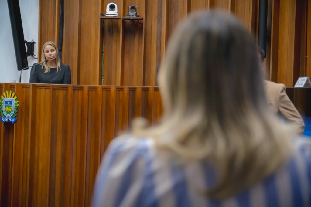 Famílias atípicas questionam decreto de inclusão e ganham apoio de Lia Nogueira Famílias atípicas questionam decreto de inclusão e ganham apoio de Lia Nogueira