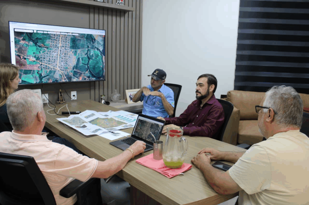 Prefeitura de Juti celebra avanços em parceria com a Sanesul rumo à universalização do saneamento Prefeitura de Juti celebra avanços em parceria com a Sanesul rumo à universalização do saneamento