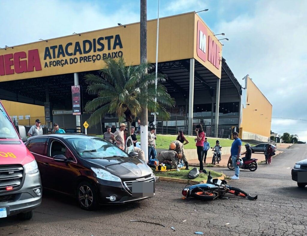 Bombeiros atendem vítimas de acidente de trânsito e de queda de cavalo em Amambai