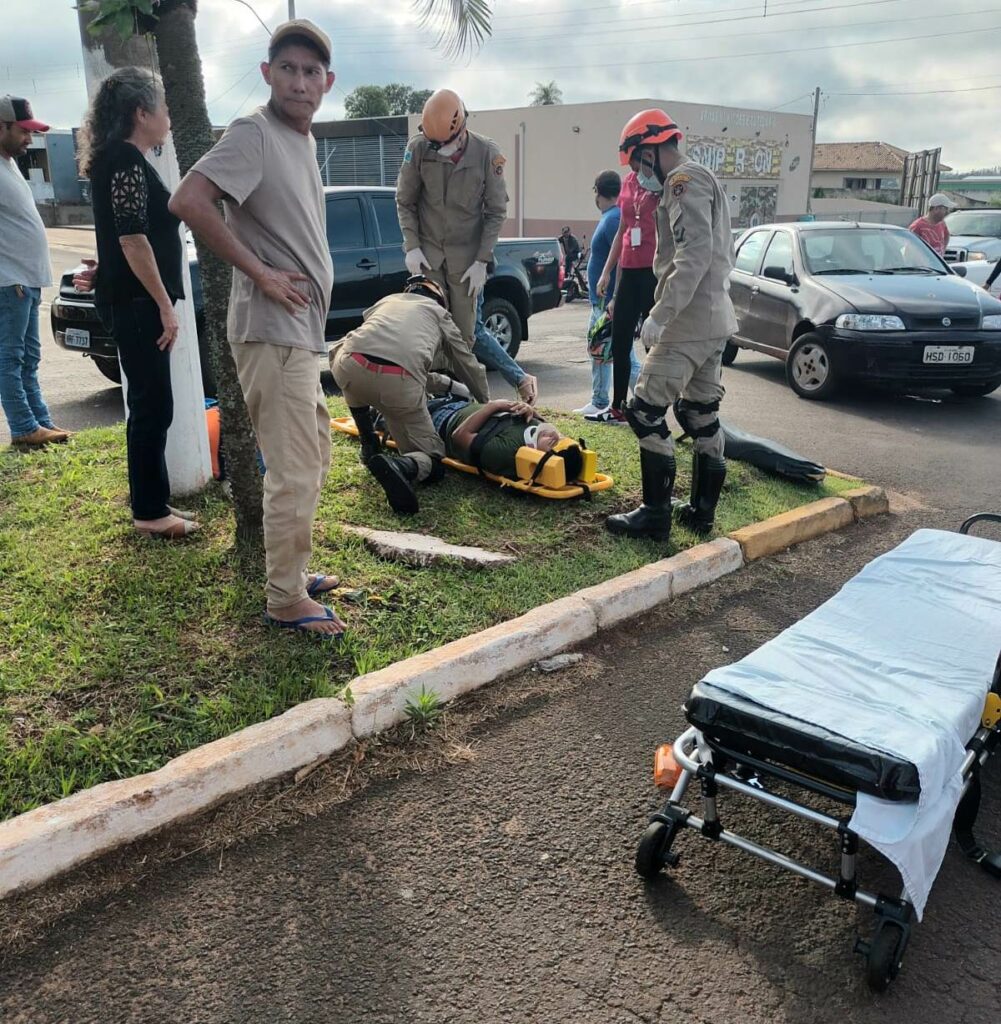 Bombeiros atendem vítimas de acidente de trânsito e de queda de cavalo em Amambai