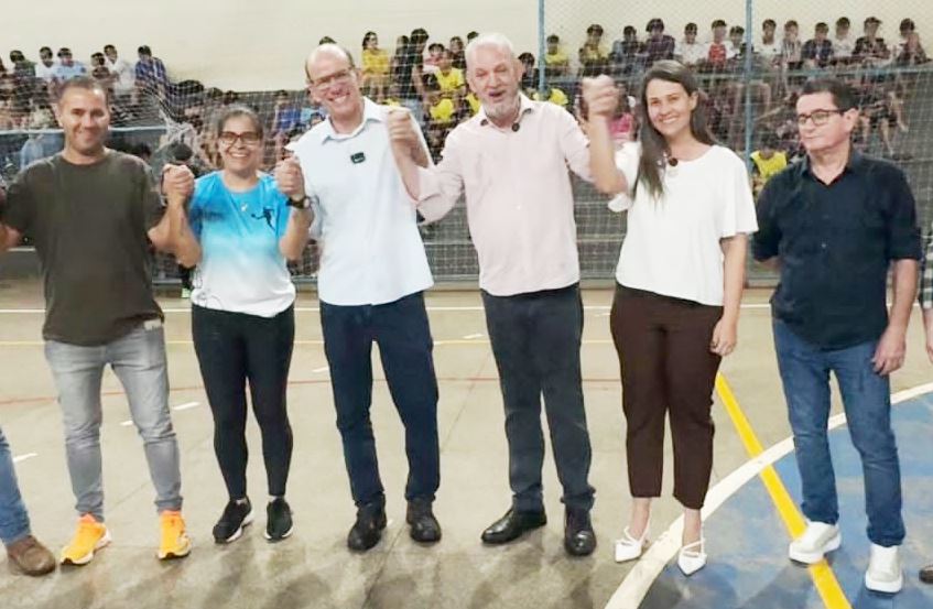 Lígia e Sérgio conquistam junto a Geraldo Resende R$ 2 milhões para equipar novo bloco cirúrgico do Hospital Regional em Amambai Lígia e Sérgio conquistam junto a Geraldo Resende R$ 2 milhões para equipar novo bloco cirúrgico do Hospital Regional em Amambai