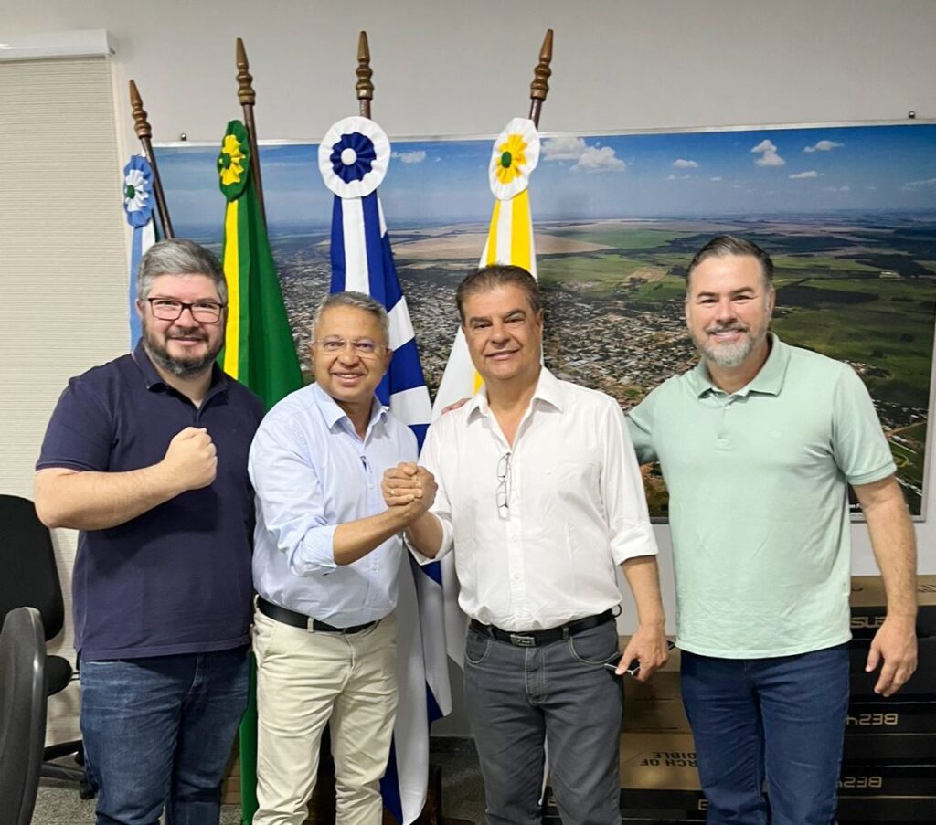 Darci recebe senador Nelsinho Trad e destaca a força do PSD em Amambai