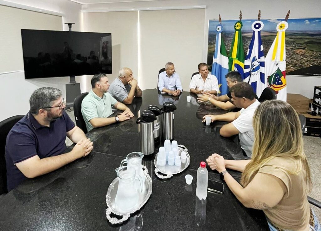 Darci recebe senador Nelsinho Trad e destaca a força do PSD em Amambai