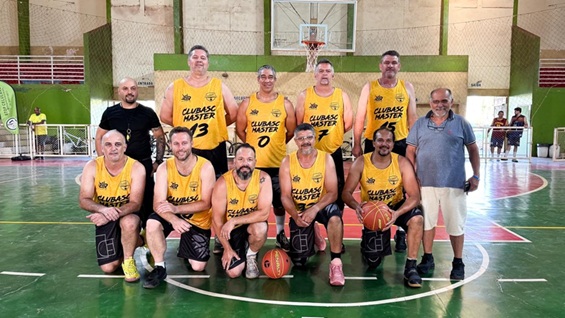 Caarapó: 1ª Copa Professor Egídio Fernandes de Basquetebol inicia com grandes jogos e participação de cinco equipes Caarapó: 1ª Copa Professor Egídio Fernandes de Basquetebol inicia com grandes jogos e participação de cinco equipes