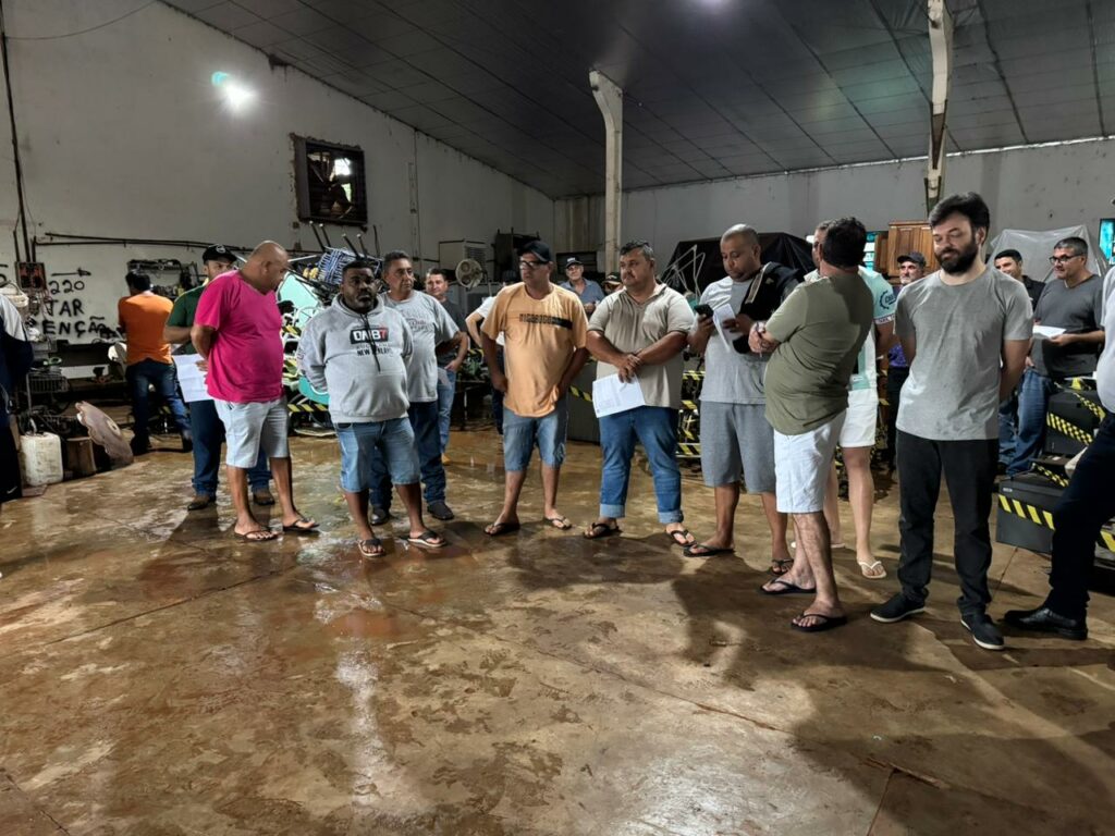 Leilão presencial em Tacuru arrecada recursos com bens inservíveis Leilão presencial em Tacuru arrecada recursos com bens inservíveis