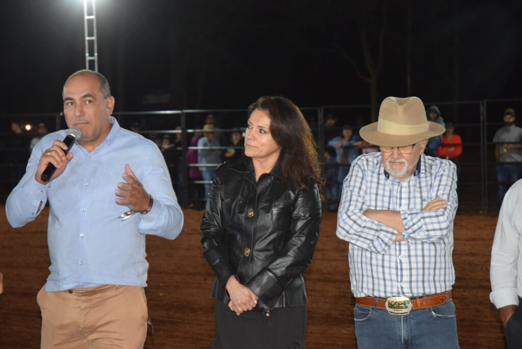 Iguatemi: Com três dias de competição e participação de 42 peões, 1º Rodeio Fest Show movimentou Assentamento Colorado e região