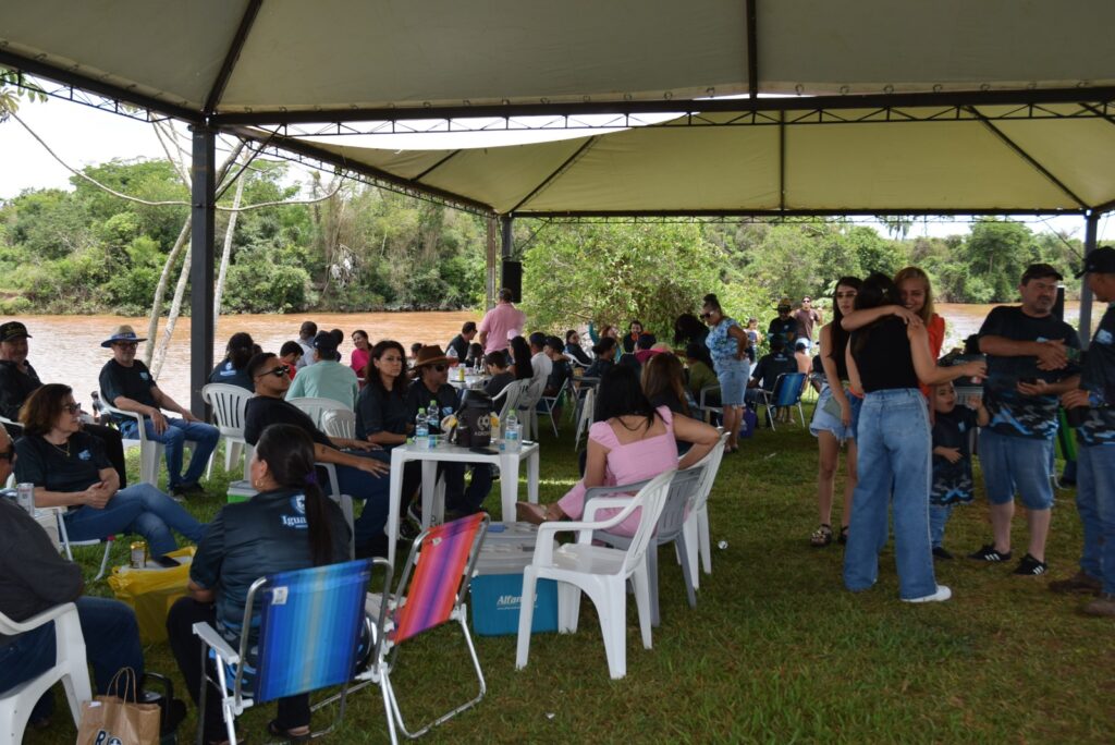 Iguatemi: Aproximadamente 200 kg de lixo foram recolhidos na campanha Rio Mais Limpo 2025