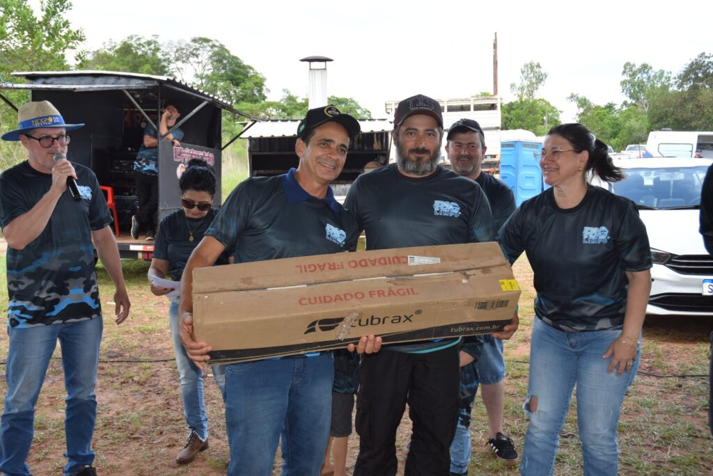 Iguatemi: Aproximadamente 200 kg de lixo foram recolhidos na campanha Rio Mais Limpo 2025