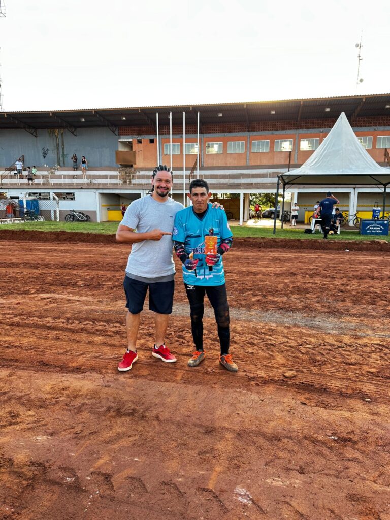 Iguatemi: Copa Terrão teve seu início no domingo (9), com bons jogos no Estádio Municipal Adão Mendes Iguatemi: Copa Terrão teve seu início no domingo (9), com bons jogos no Estádio Municipal Adão Mendes