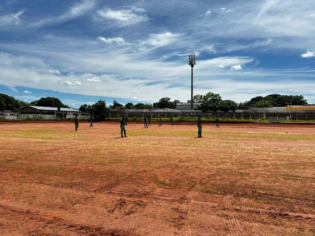 Iguatemi: Copa Terrão teve seu início no domingo (9), com bons jogos no Estádio Municipal Adão Mendes Iguatemi: Copa Terrão teve seu início no domingo (9), com bons jogos no Estádio Municipal Adão Mendes