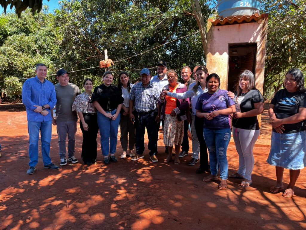 Prefeitura de Aral Moreira entrega primeiras casas populares na Aldeia Guassuty