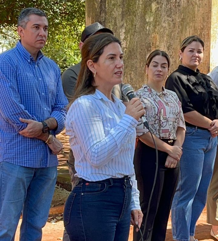 Prefeitura de Aral Moreira entrega primeiras casas populares na Aldeia Guassuty