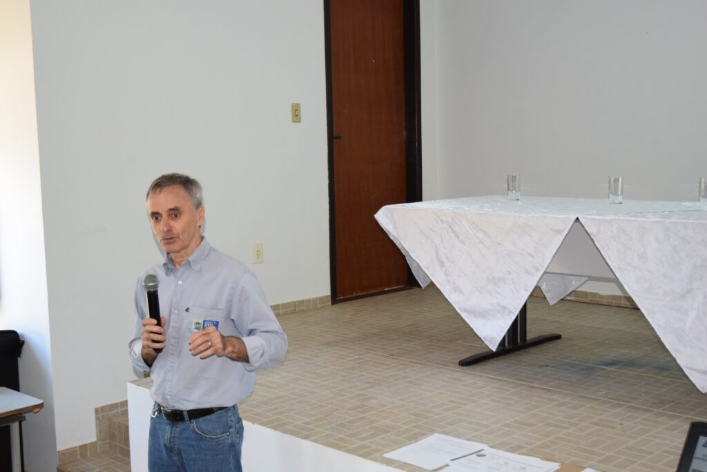 Secretaria de Desenvolvimento Econômico de Iguatemi promove reunião entre a Semadesc e representantes dos municípios do Cone Sul Secretaria de Desenvolvimento Econômico de Iguatemi promove reunião entre a Semadesc e representantes dos municípios do Cone Sul