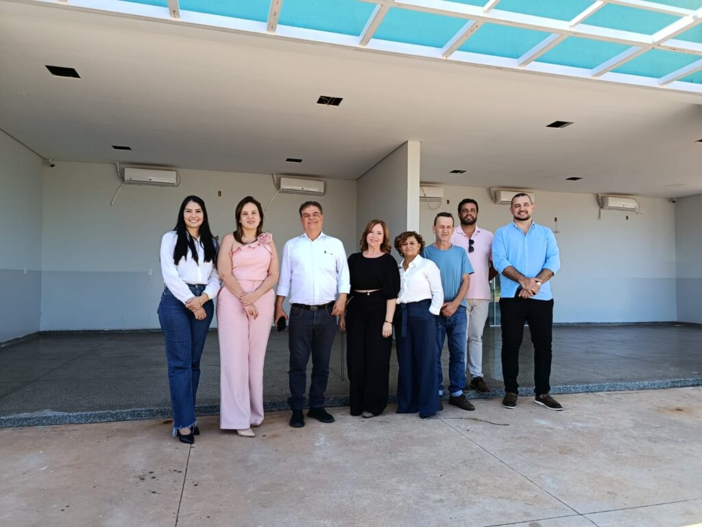 Senador Nelsinho Trad visita Coronel Sapucaia e se reúne com prefeita, vice-prefeito e vereadores Senador Nelsinho Trad visita Coronel Sapucaia e se reúne com prefeita, vice-prefeito e vereadores