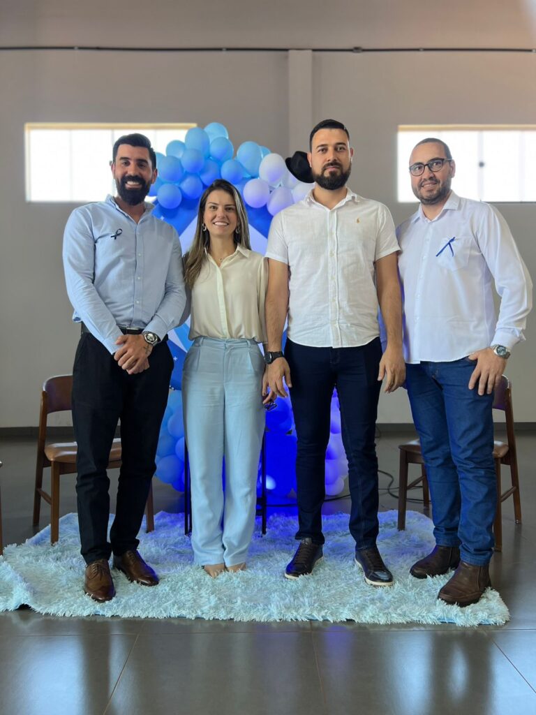 Legislativo e Executivo de Aral Moreira recepcionam senador Nelsinho Trad