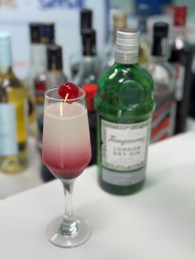 Curso de Batidas e Coquetéis capacita 15 alunos em Coronel Sapucaia