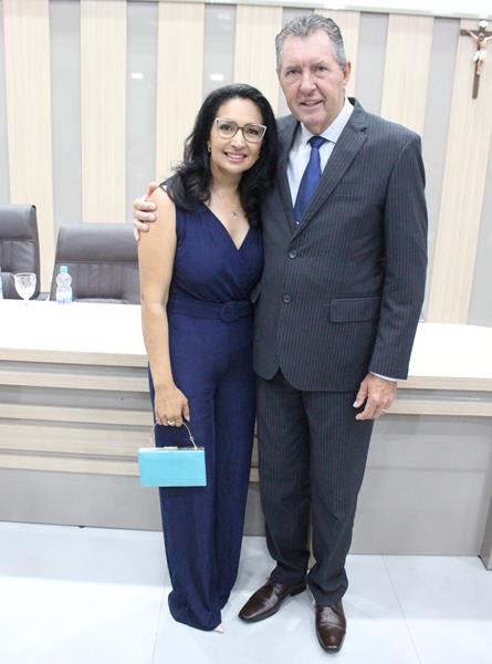 Em sessão com a Câmara lotada, Heliomar Klabunde assume seu terceiro mandato como prefeito em Paranhos Em sessão com a Câmara lotada, Heliomar Klabunde assume seu terceiro mandato como prefeito em Paranhos