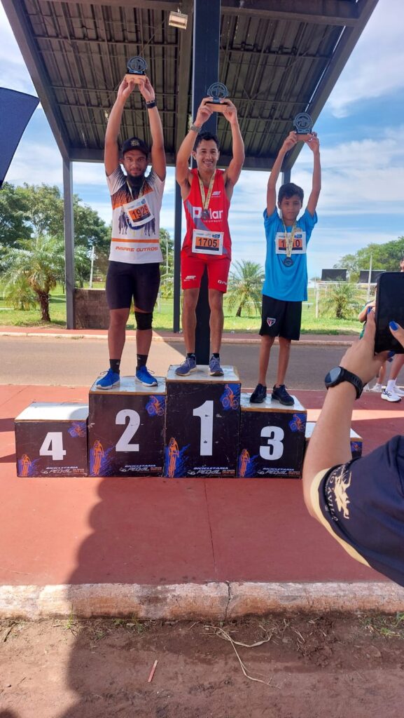 Run Sapucaia conquista troféu de maior equipe na II Corrida Circuito Analy, em Amambai