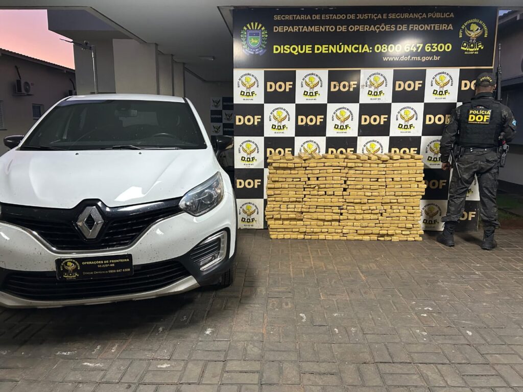 Laguna Carapã: DOF apreende mais de 700 quilos de droga em carro roubado em São Paulo