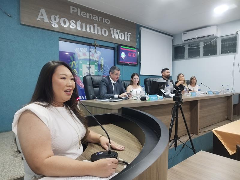 Aprovações do PPA, da LOA e homenagens marcaram o encerramento do ano legislativo 2025 em Aral Moreira