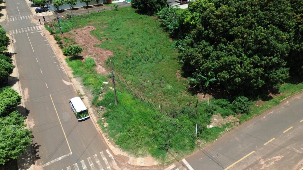 Caarapó: Nado Tozzi atua em três localidades e pede fim do descarte irregular de lixo Caarapó: Nado Tozzi atua em três localidades e pede fim do descarte irregular de lixo