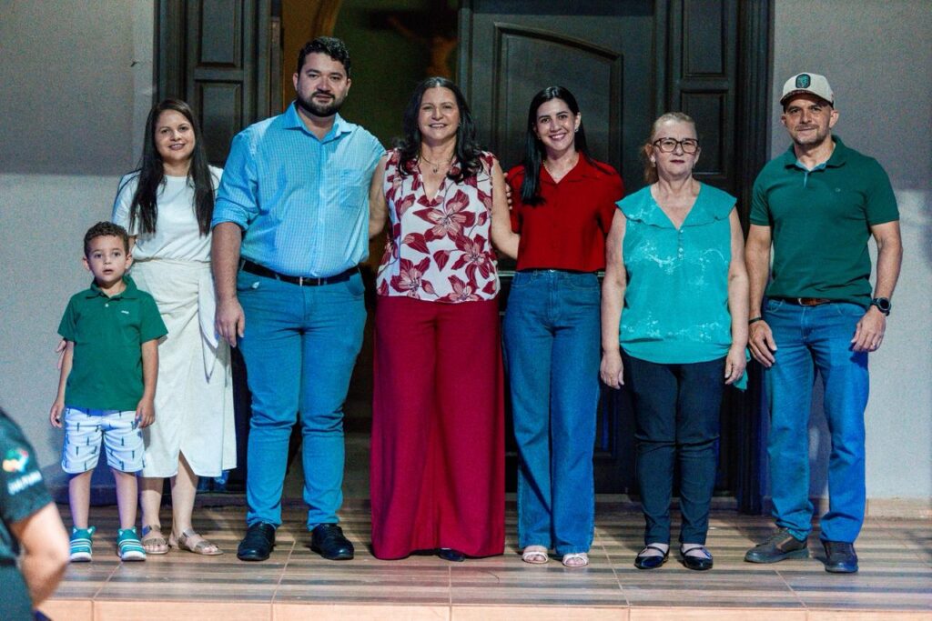 João Paulo do Dinho, celebra o “Natal com Afeto 2025” com moradores de Cristalina e Nova América em Caarapó