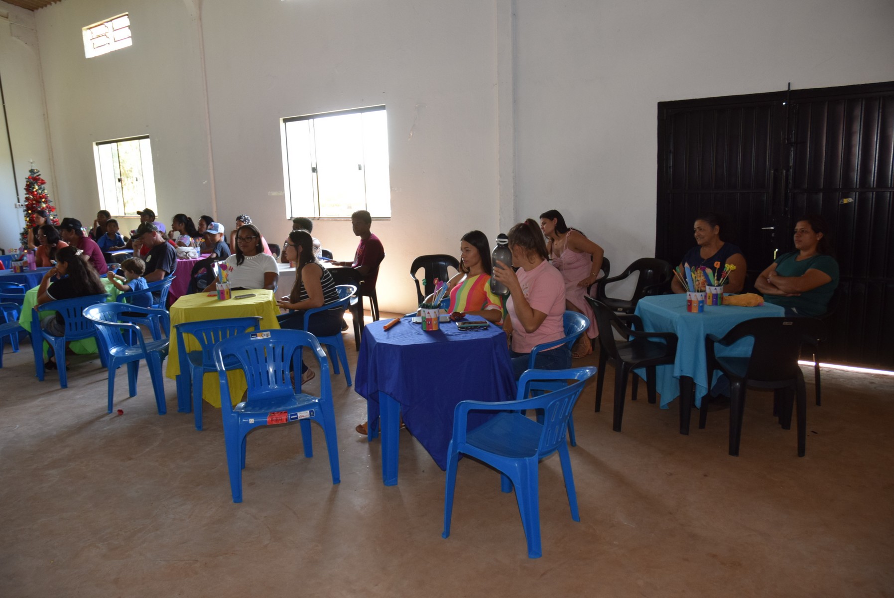 Iguatemi: Direção da Escola Municipal João Paulo I realiza formatura dos alunos do Pré-II da Educação Infantil