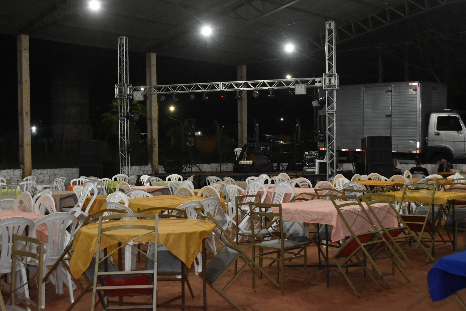 Iguatemi: Confraternização dos servidores municipais reúne mais de duas mil pessoas