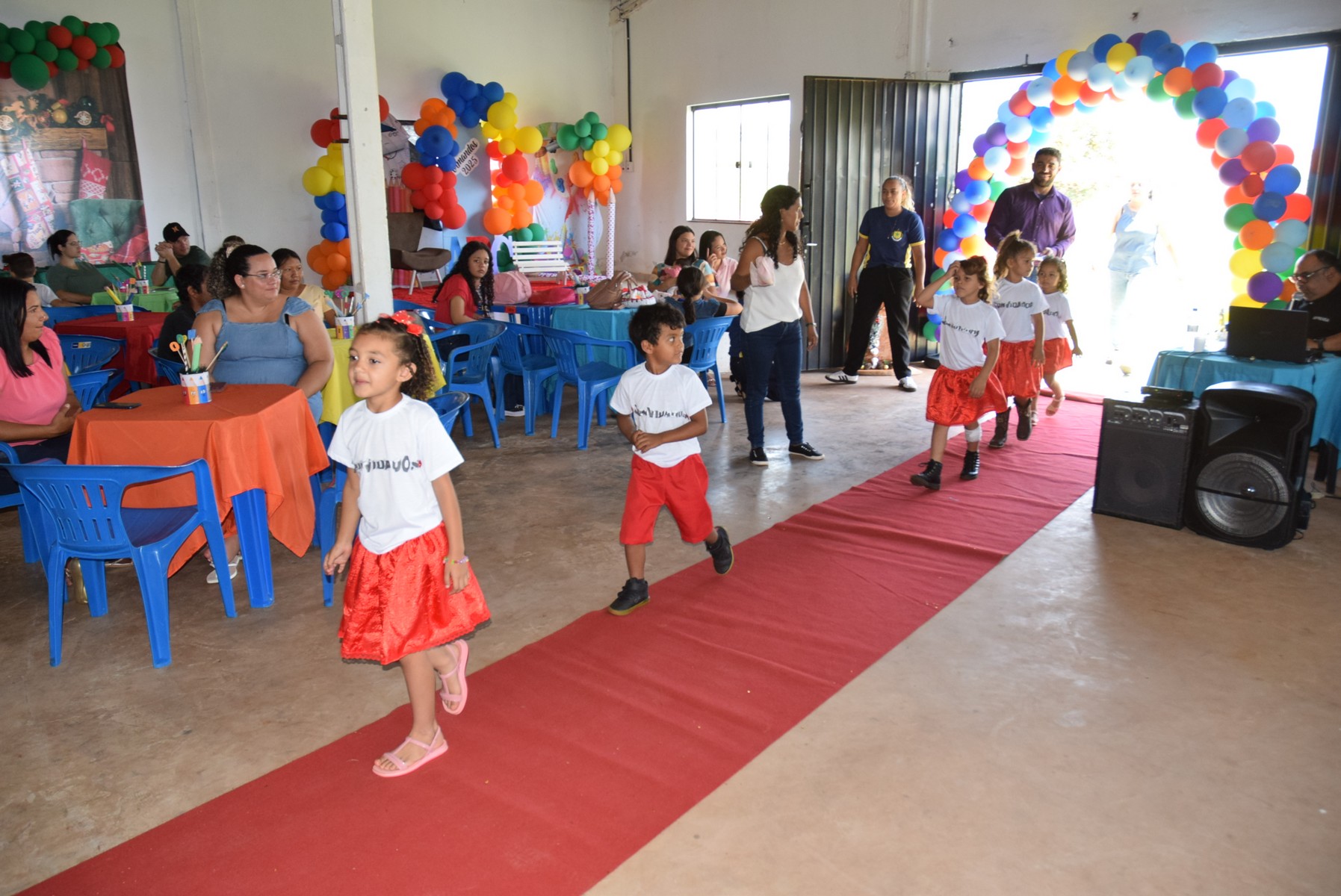 Iguatemi: Direção da Escola Municipal João Paulo I realiza formatura dos alunos do Pré-II da Educação Infantil