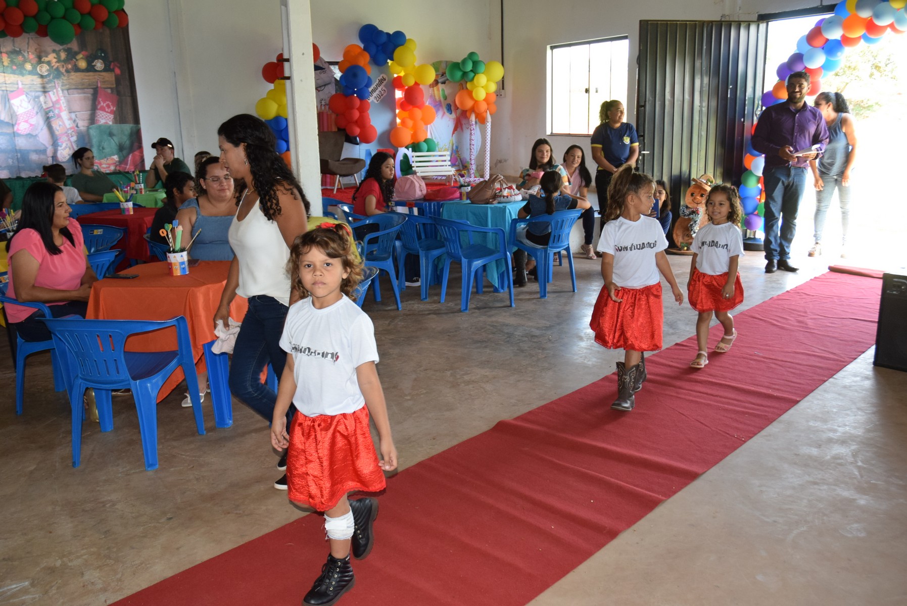 Iguatemi: Direção da Escola Municipal João Paulo I realiza formatura dos alunos do Pré-II da Educação Infantil