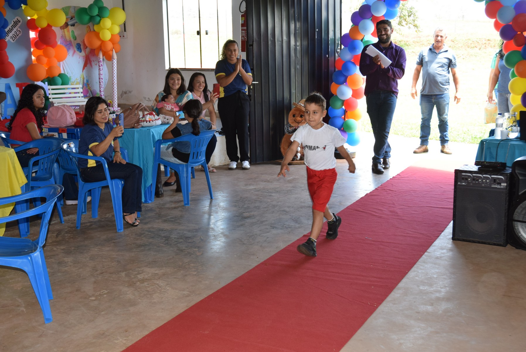 Iguatemi: Direção da Escola Municipal João Paulo I realiza formatura dos alunos do Pré-II da Educação Infantil