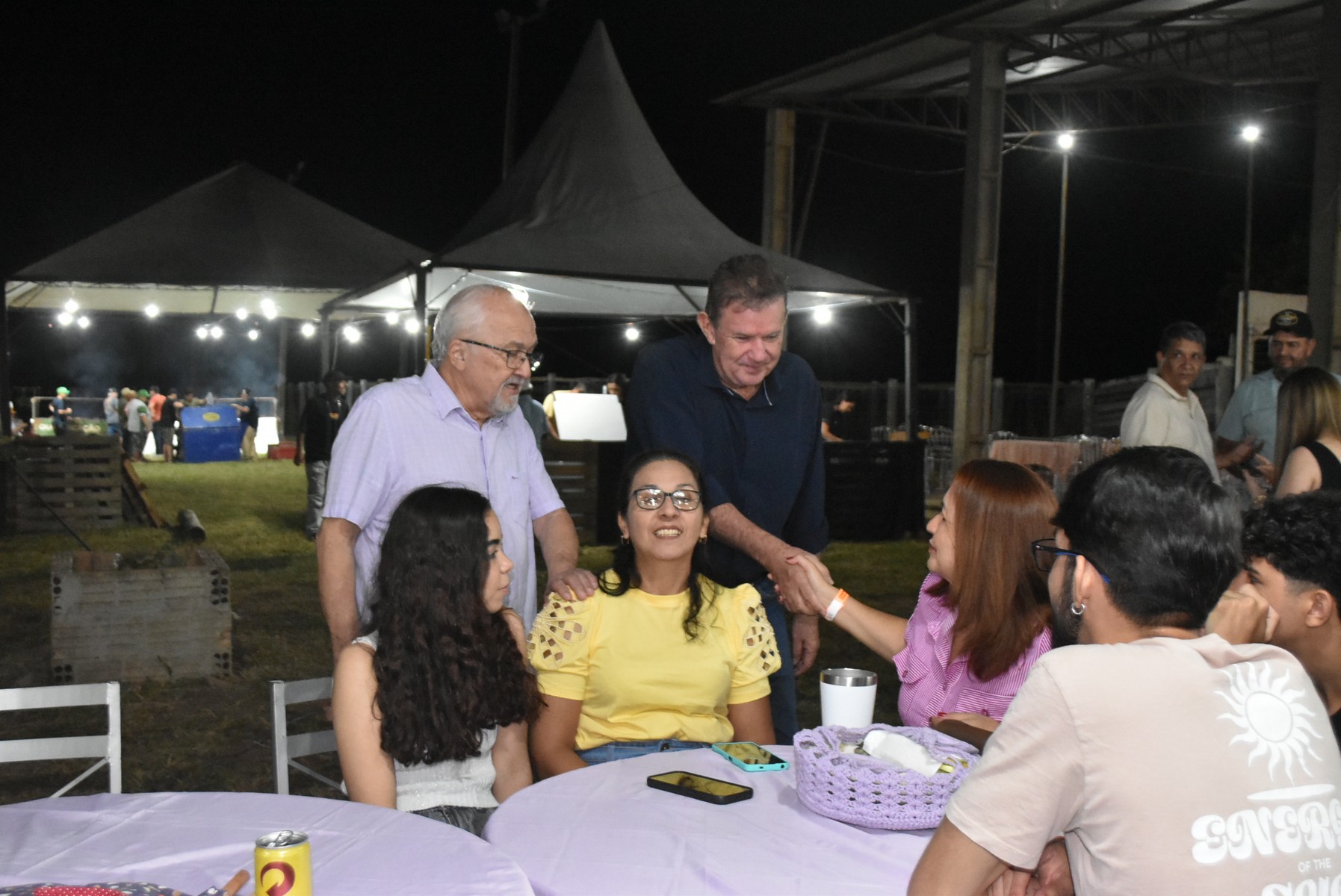 Iguatemi: Confraternização dos servidores municipais reúne mais de duas mil pessoas