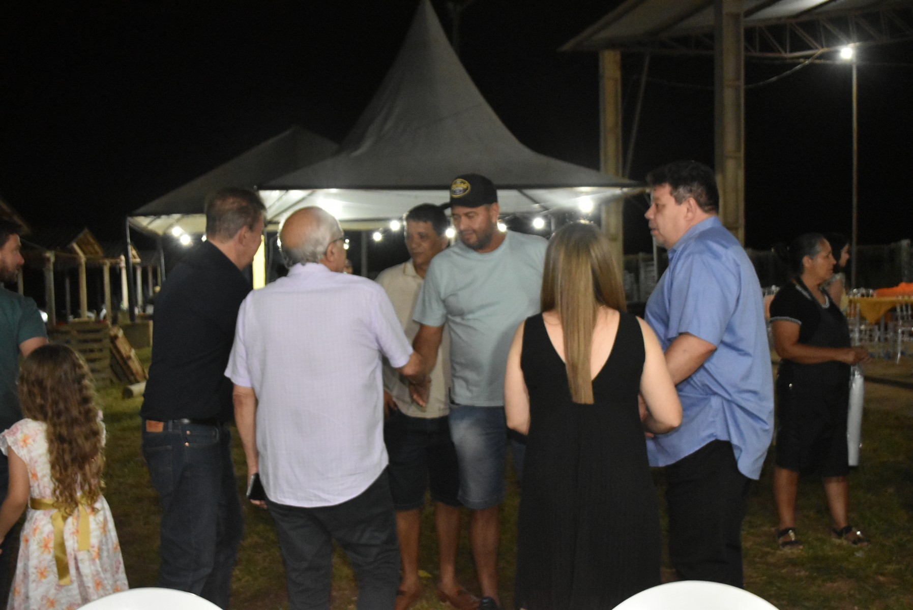 Iguatemi: Confraternização dos servidores municipais reúne mais de duas mil pessoas