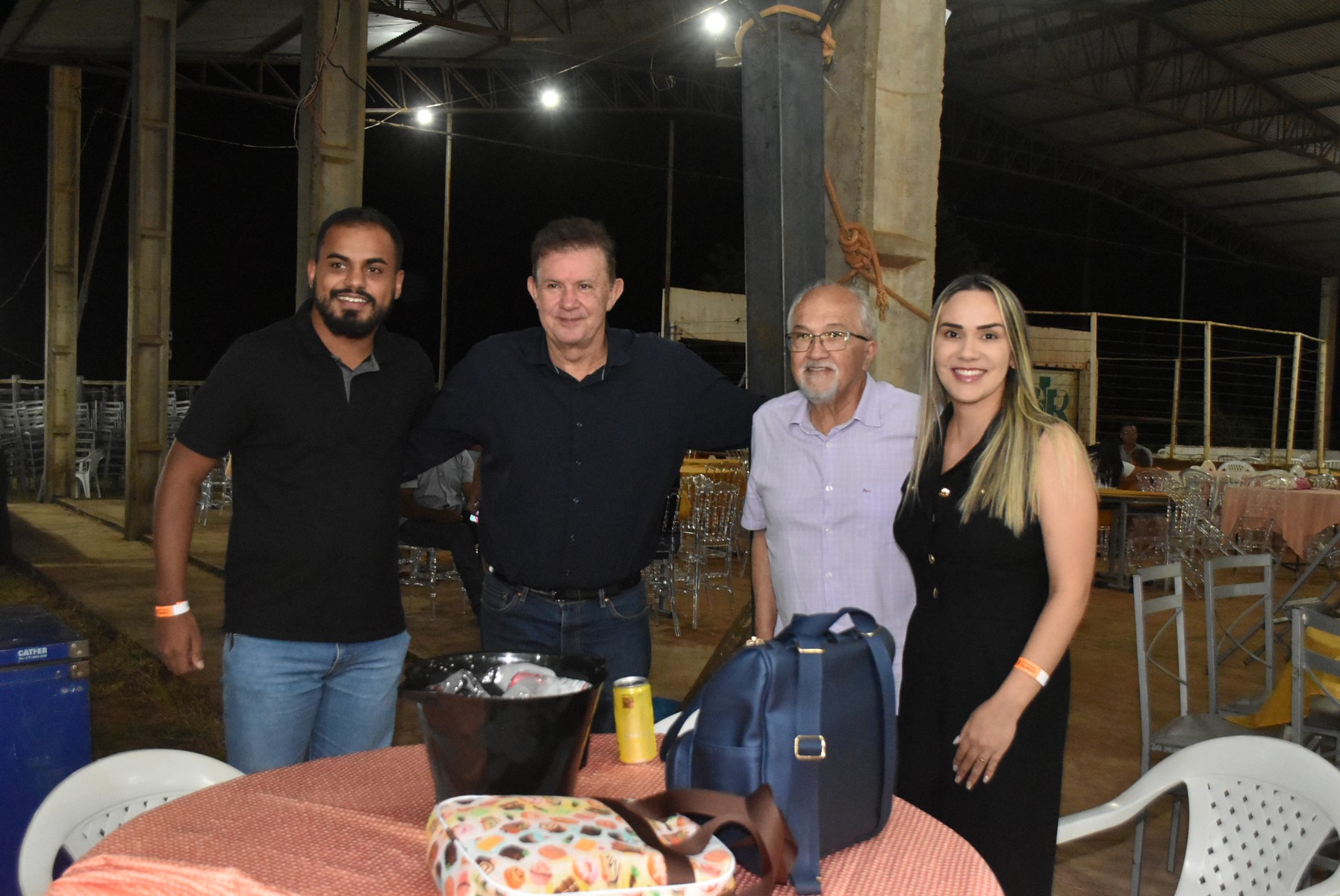 Iguatemi: Confraternização dos servidores municipais reúne mais de duas mil pessoas