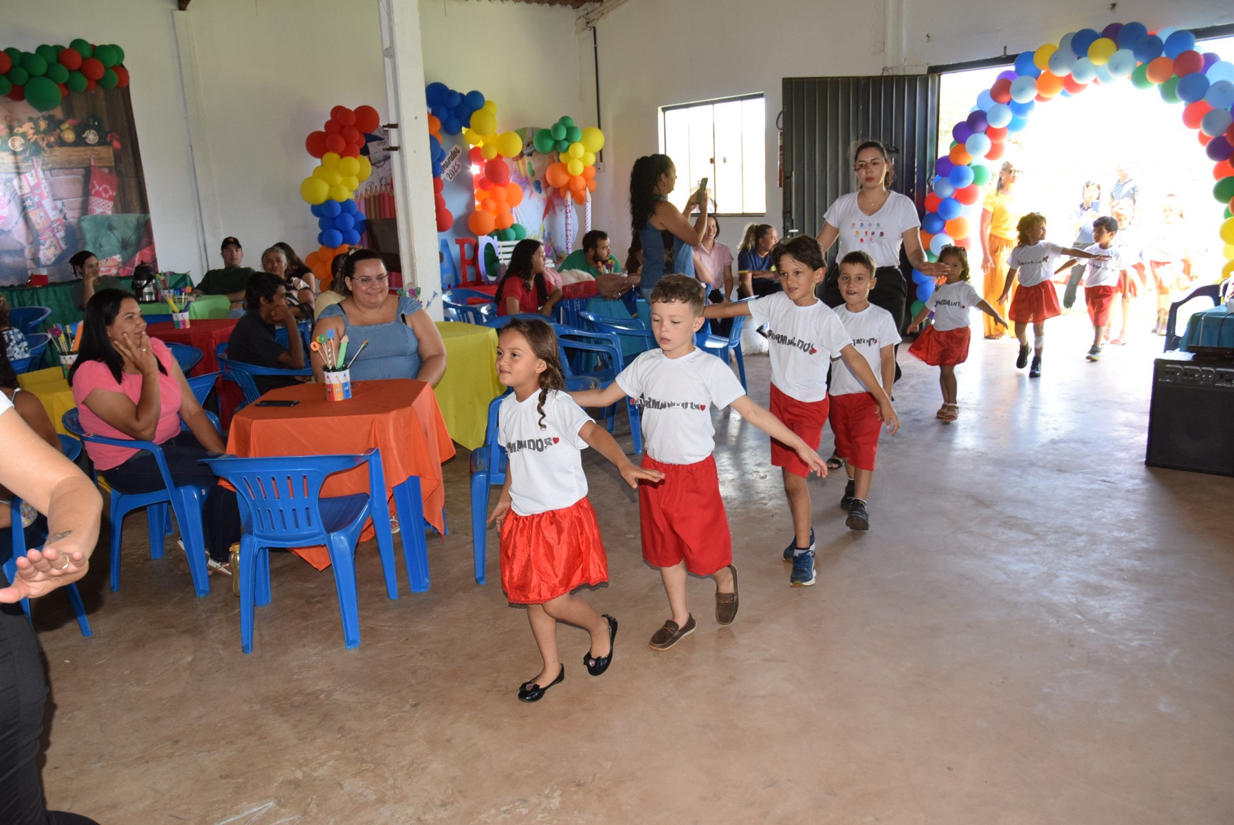 Iguatemi: Direção da Escola Municipal João Paulo I realiza formatura dos alunos do Pré-II da Educação Infantil