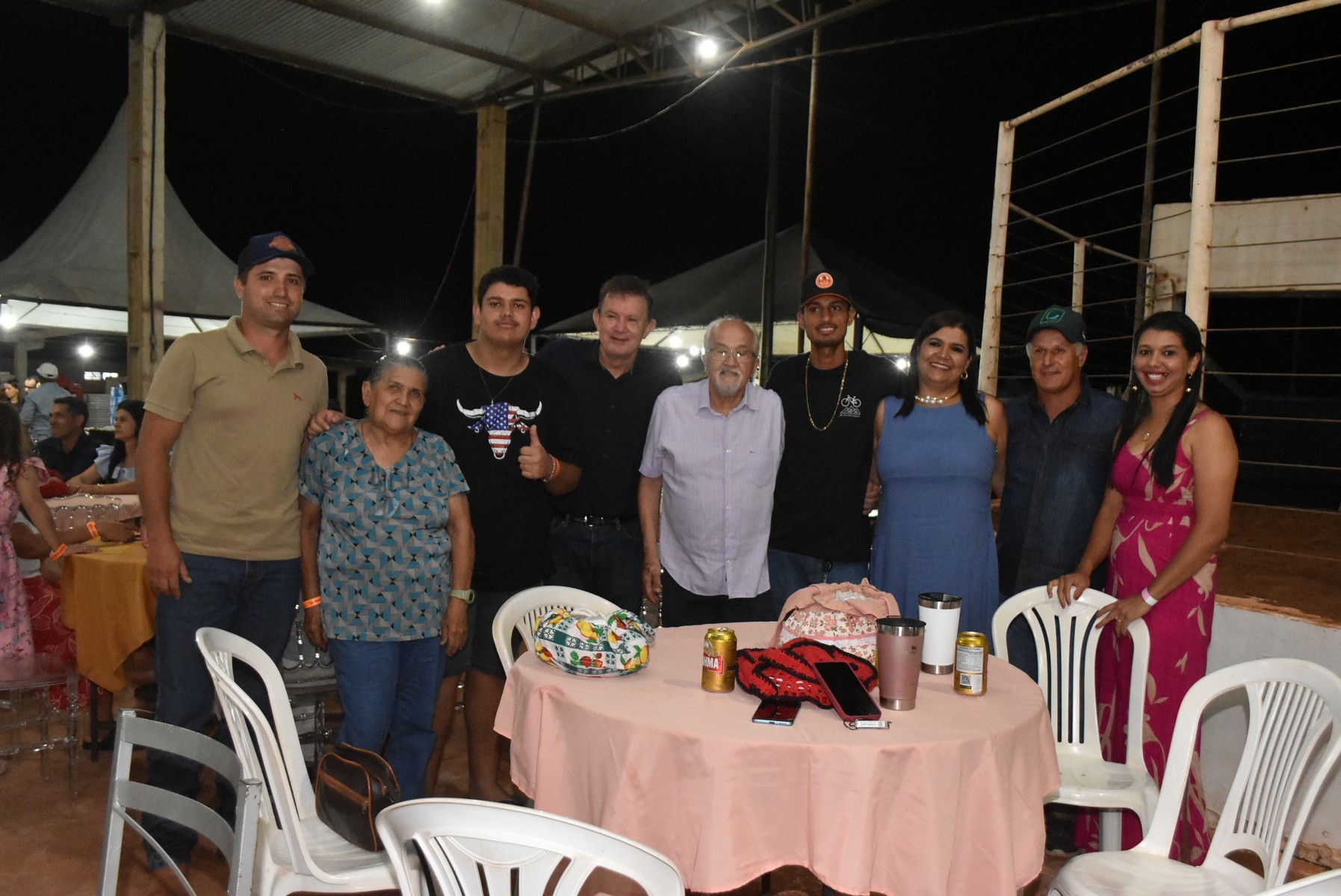 Iguatemi: Confraternização dos servidores municipais reúne mais de duas mil pessoas