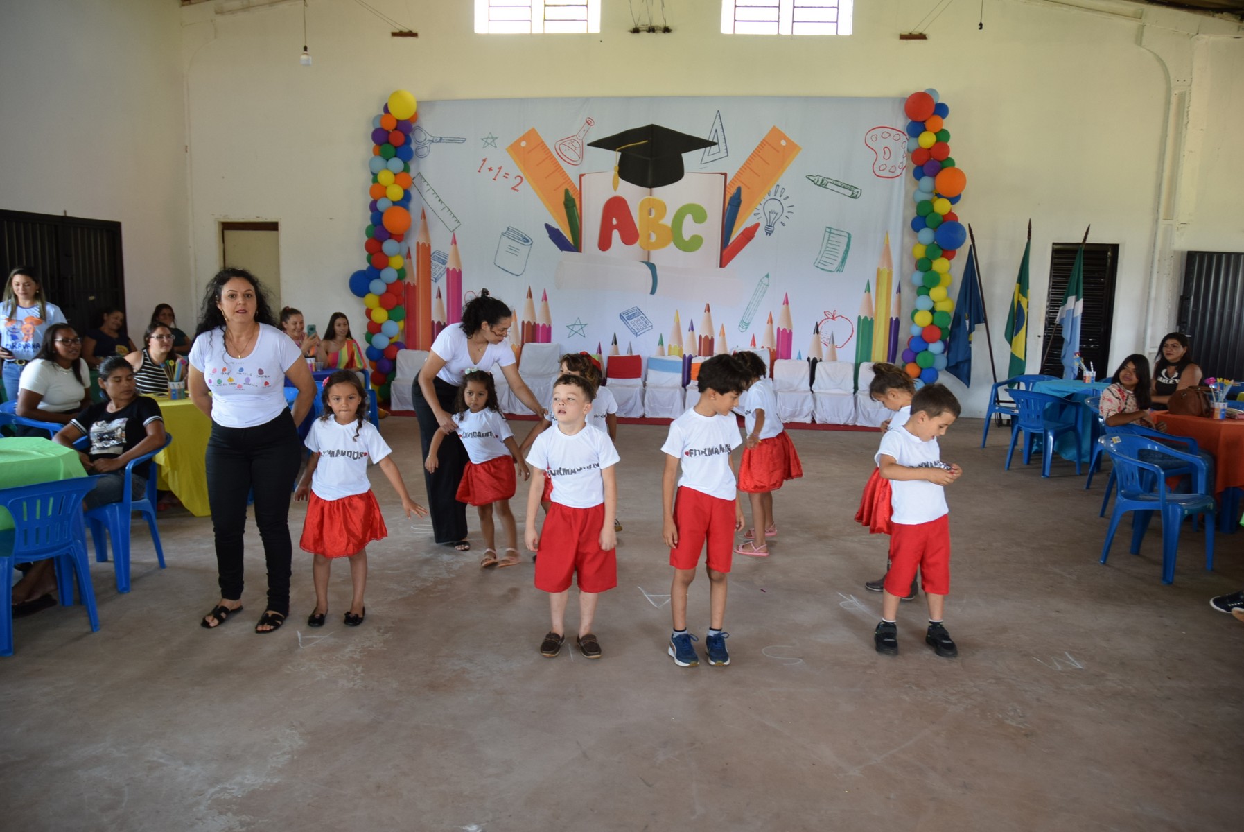 Iguatemi: Direção da Escola Municipal João Paulo I realiza formatura dos alunos do Pré-II da Educação Infantil
